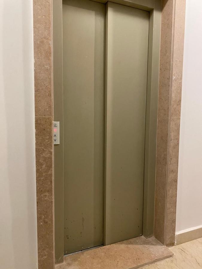 קהיר Al-Rehab Luxury Apartment Families Only מראה חיצוני תמונה