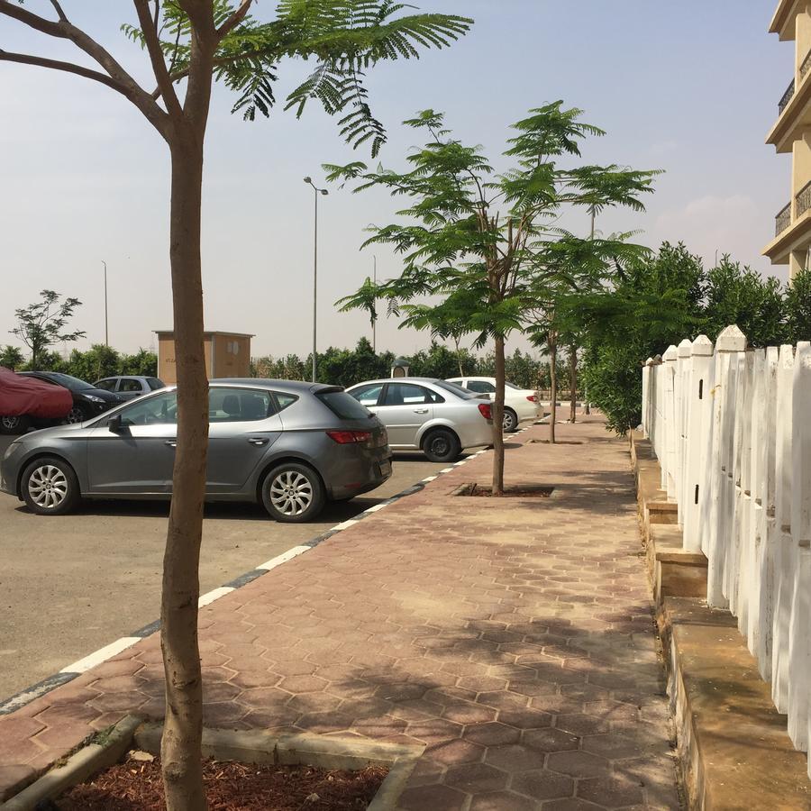 קהיר Al-Rehab Luxury Apartment Families Only מראה חיצוני תמונה