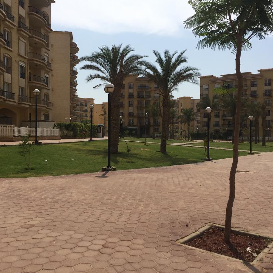 קהיר Al-Rehab Luxury Apartment Families Only מראה חיצוני תמונה