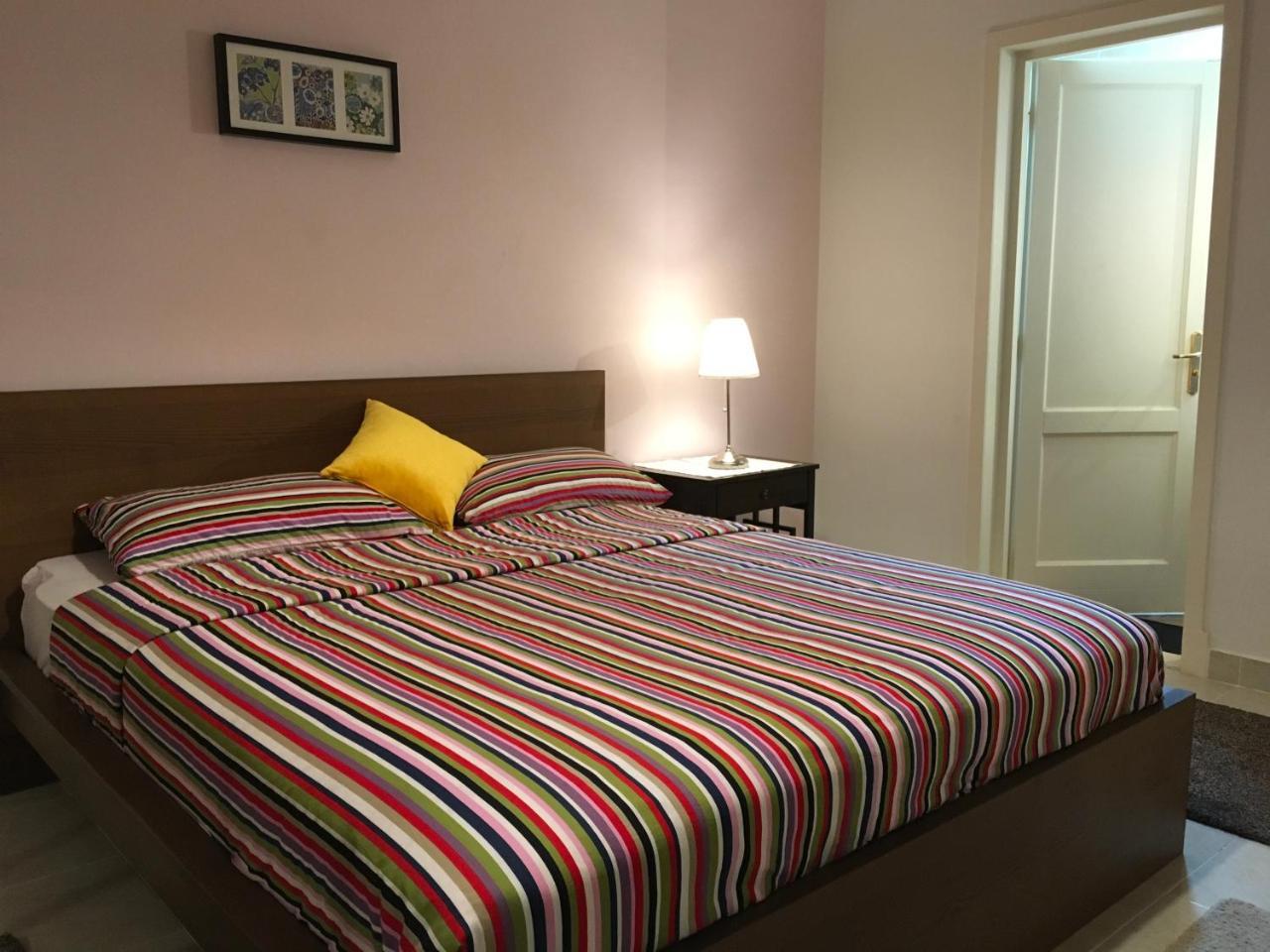 קהיר Al-Rehab Luxury Apartment Families Only מראה חיצוני תמונה